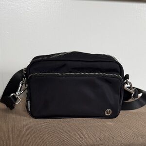 lululemon Everywhere Crossbody 3L Large